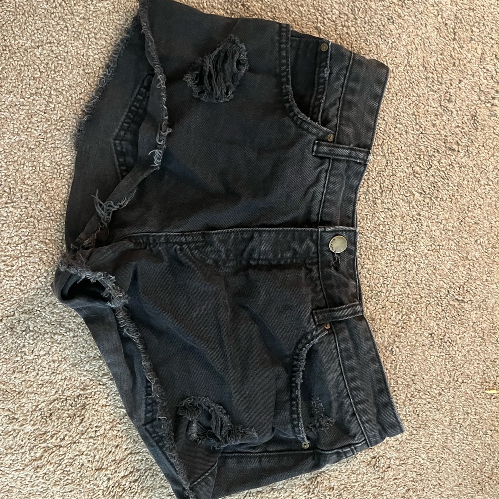 Black Billabong jean shorts
